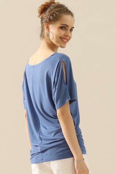 Ninexis Boat Neck Short Sleeve Ruched Side Top - us.meeeshop