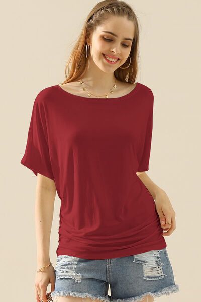 Ninexis Boat Neck Short Sleeve Ruched Side Top - us.meeeshop