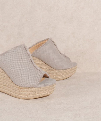 OASIS SOCIETY Bliss - Distressed Linen Wedge us.meeeshop - 