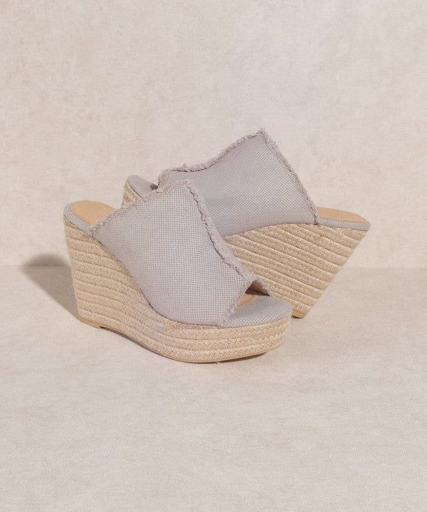 OASIS SOCIETY Bliss - Distressed Linen Wedge us.meeeshop - 