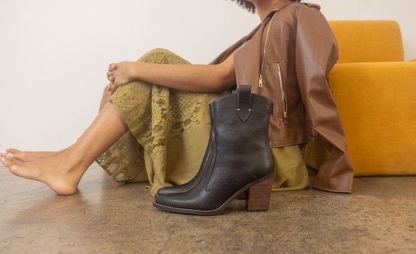 OASIS SOCIETY Tara - Two Paneled Western Boots us.meeeshop - 