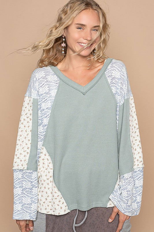 POL Lace Floral Round Neck Knit Top us.meeeshop - 