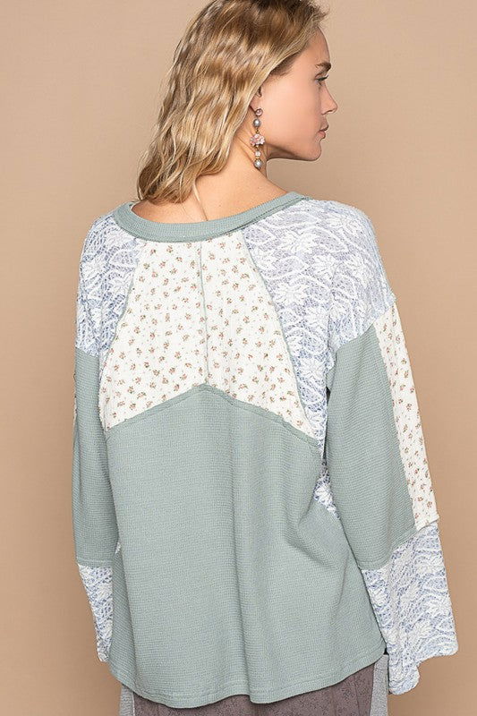 POL Lace Floral Round Neck Knit Top us.meeeshop - 