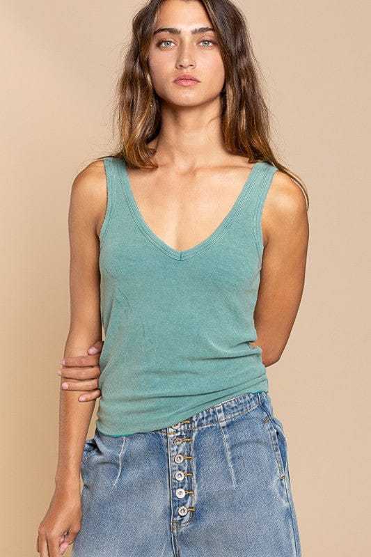 POL | Sleeveless Relaxed Fit Tank Top | us.meeeshop