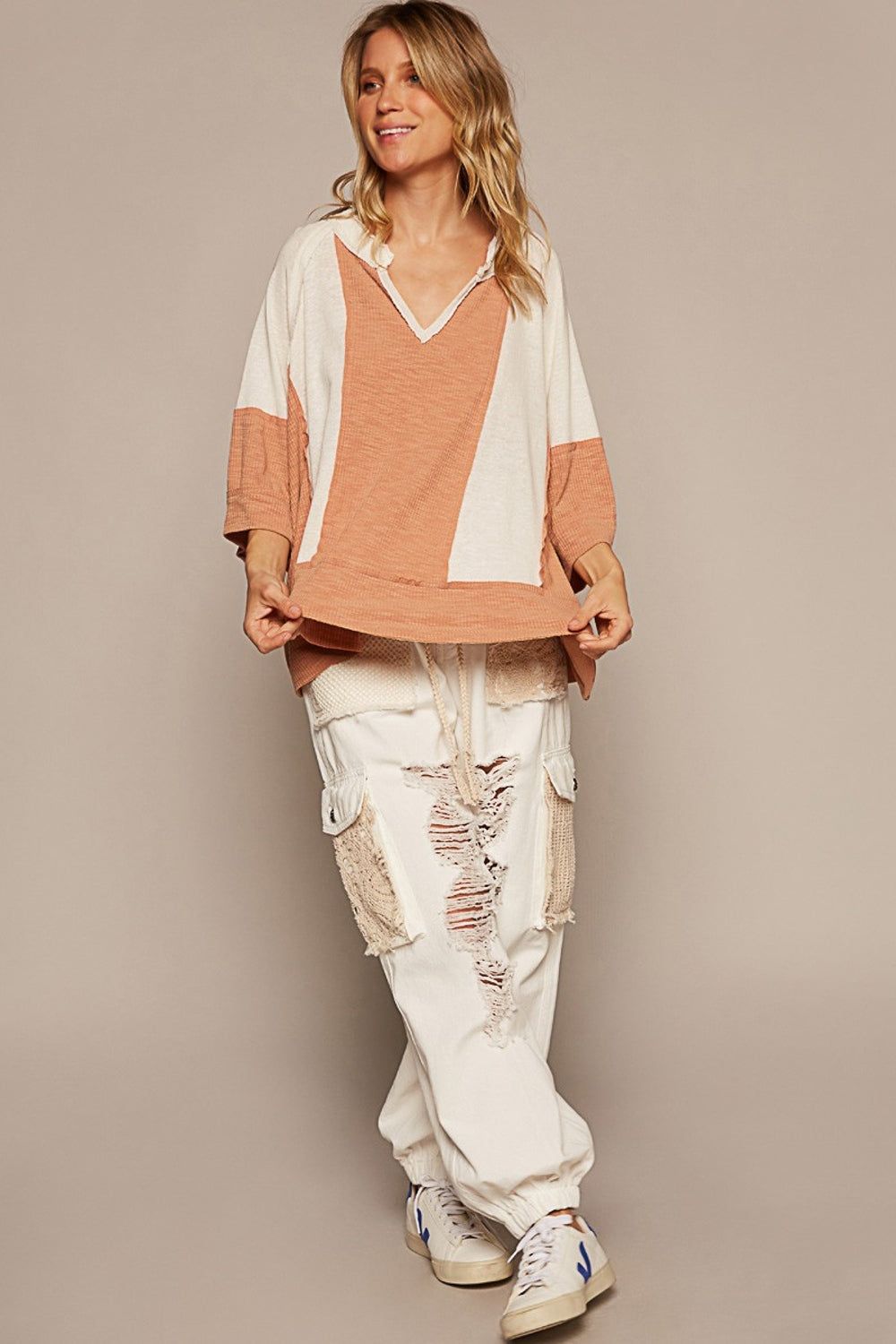 POL Notched Frayed Edge Contrast Top - us.meeeshop