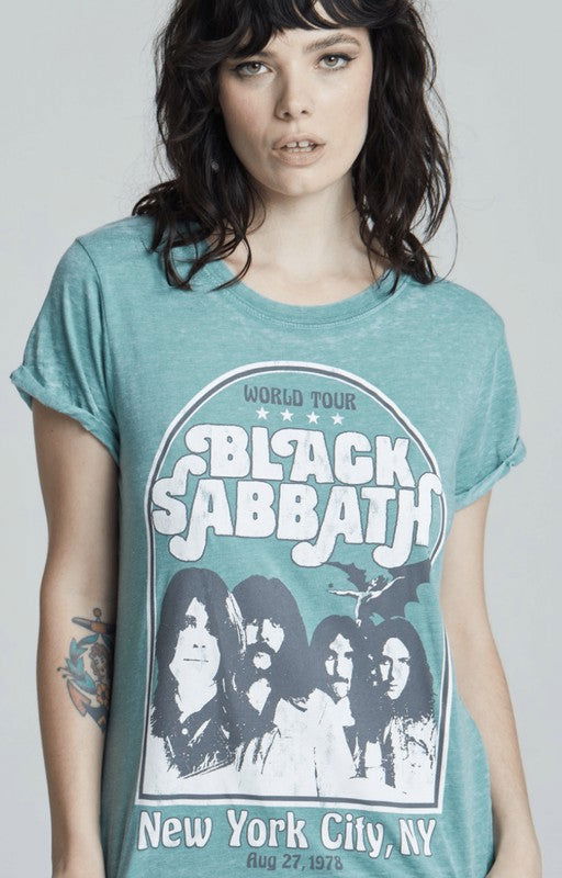 Recycled Karma Black Sabbath World Tour Burnout us.meeeshop - Shirts & Tops