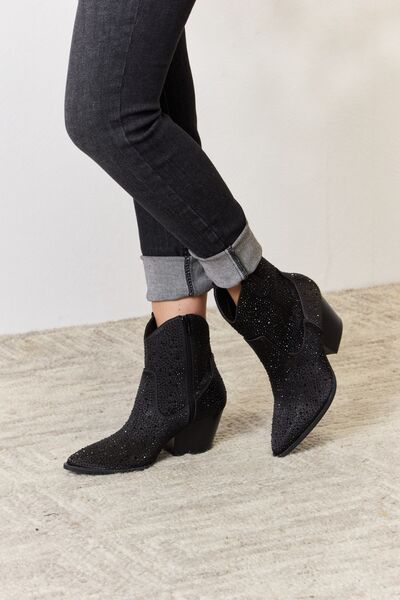 Rhinestone Ankle Cowboy Boots In Black | us.meeeshop