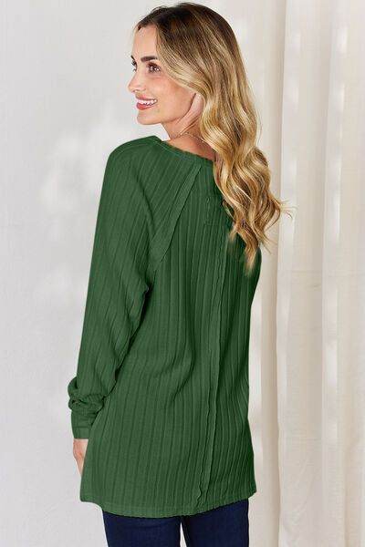 Ribbed Round Neck Slit T-Shirt - us.meeeshop