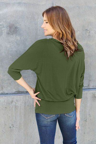 Round Neck Batwing Sleeve Blouse - us.meeeshop