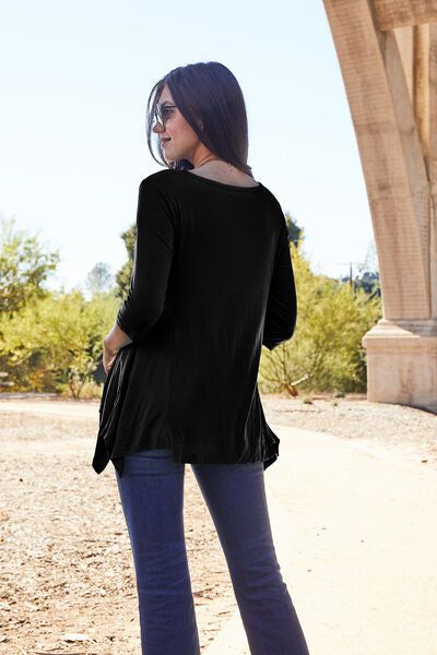 Women's Round Neck Pocketed T-Shirt - us.meeeshop