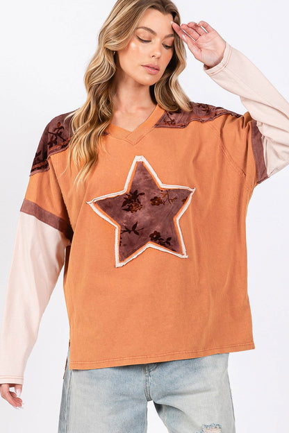 SAGE + FIG Women's Star Patch Long Sleeve Color Block T-Shirt us.meeeshop - 