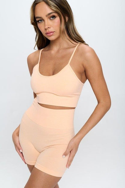 Seamless Sleveless Crop Top And Biker Shorts Set us.meeeshop - 