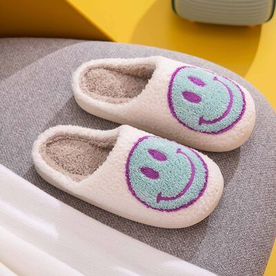 Melody Smiley Face Slippers In White/Skyblue - us.meeeshop