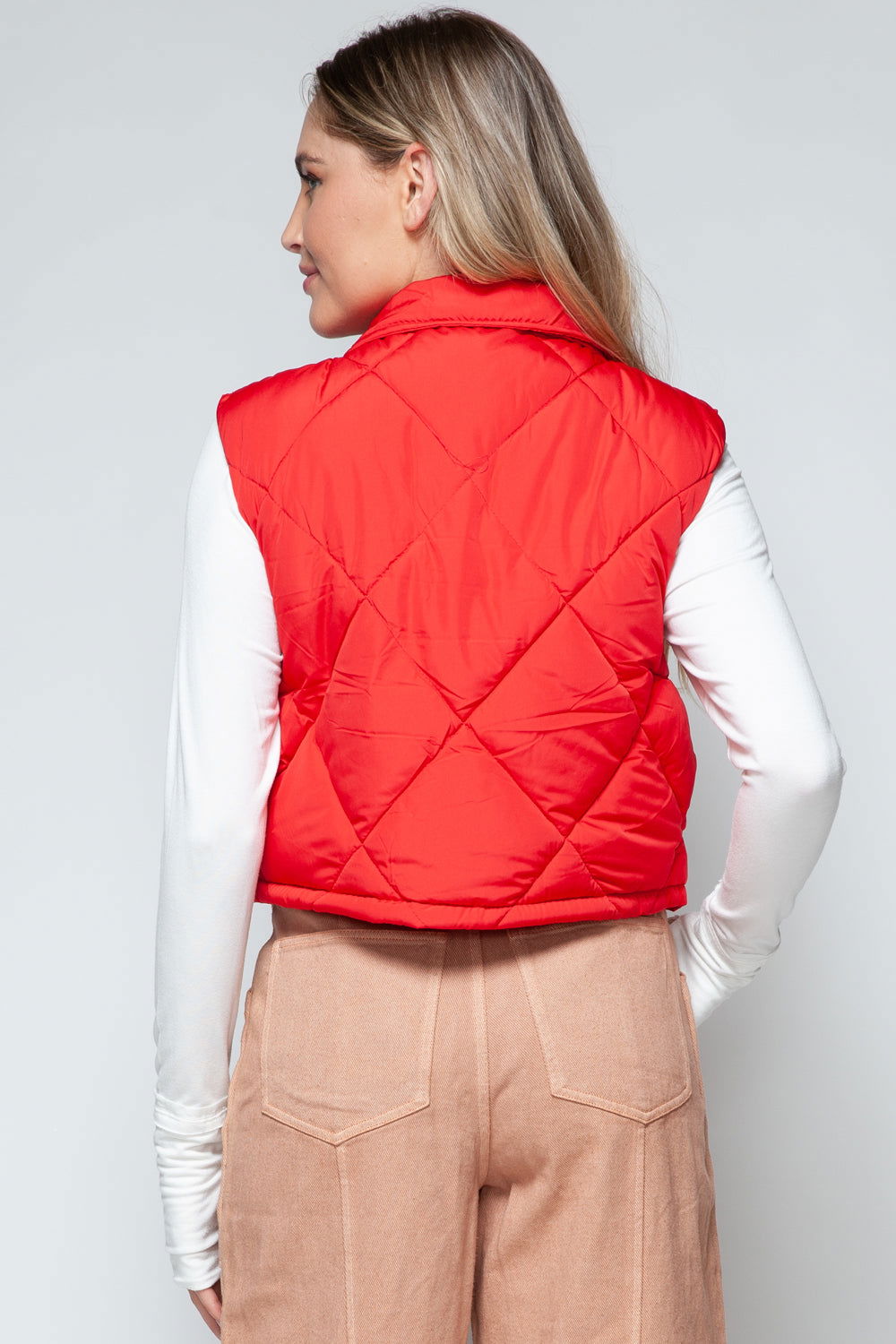 Snobbish Snap Down Quilted Crop Vest us.meeeshop - 