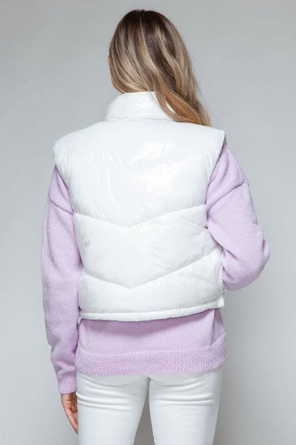 Snobbish Zip Up Turtleneck Shiny Quilted Vest In White us.meeeshop - 