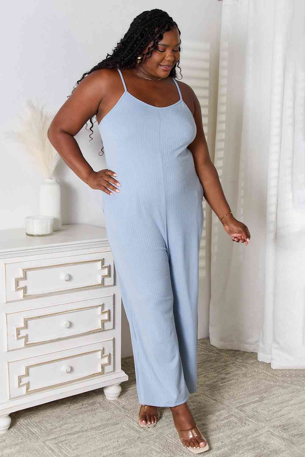 Spaghetti Strap V-Neck Jumpsuit us.meeeshop - 