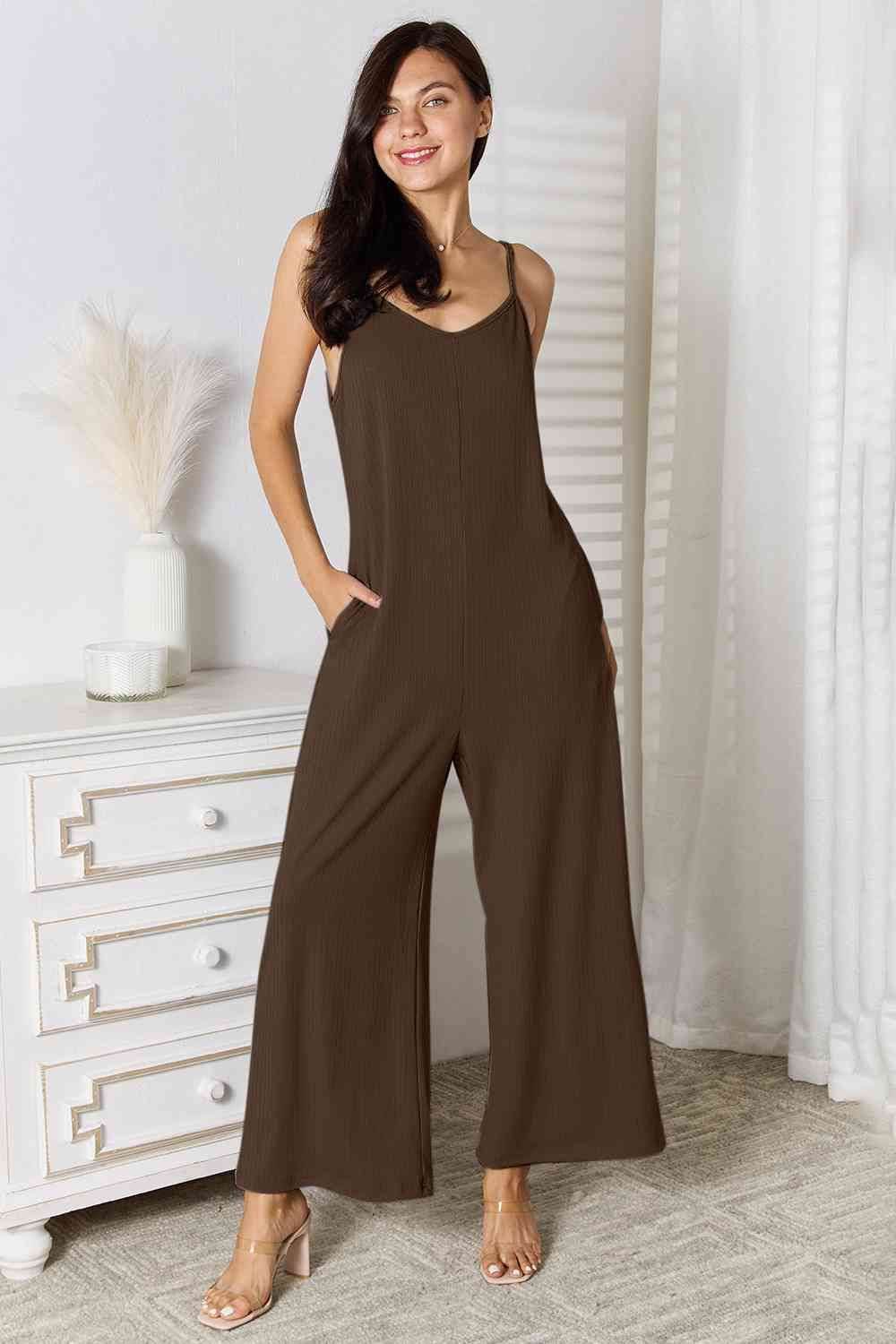 Spaghetti Strap V-Neck Jumpsuit - us.meeeshop