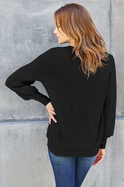 V-Neck Lantern Sleeve Blouse us.meeeshop - 