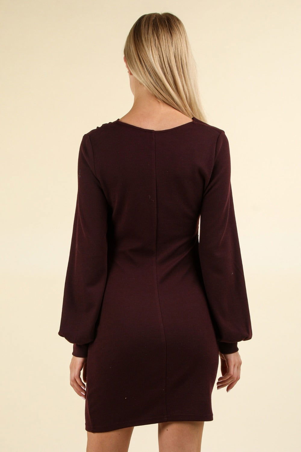 VERY J Ruched Detail Bodycon Mini Dress In Wine us.meeeshop - 