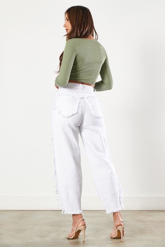 Vibrant MIU Slouchy Jeans in White us.meeeshop - 