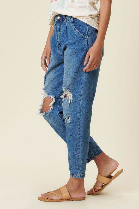 Vibrant MIU Distressed Slouchy Jean - us.meeeshop