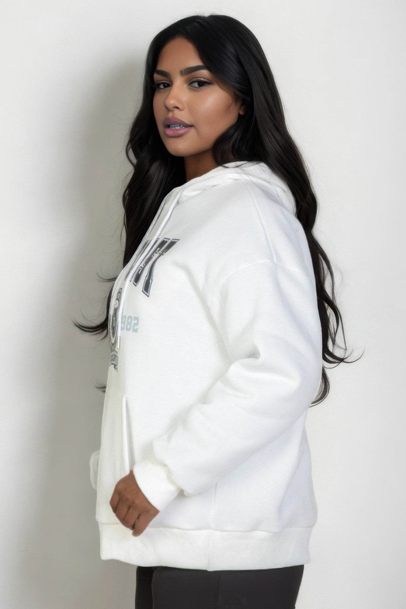 Plus Size Graphic Kangaroo Pocket Drawstring Hoodie - us.meeeshop