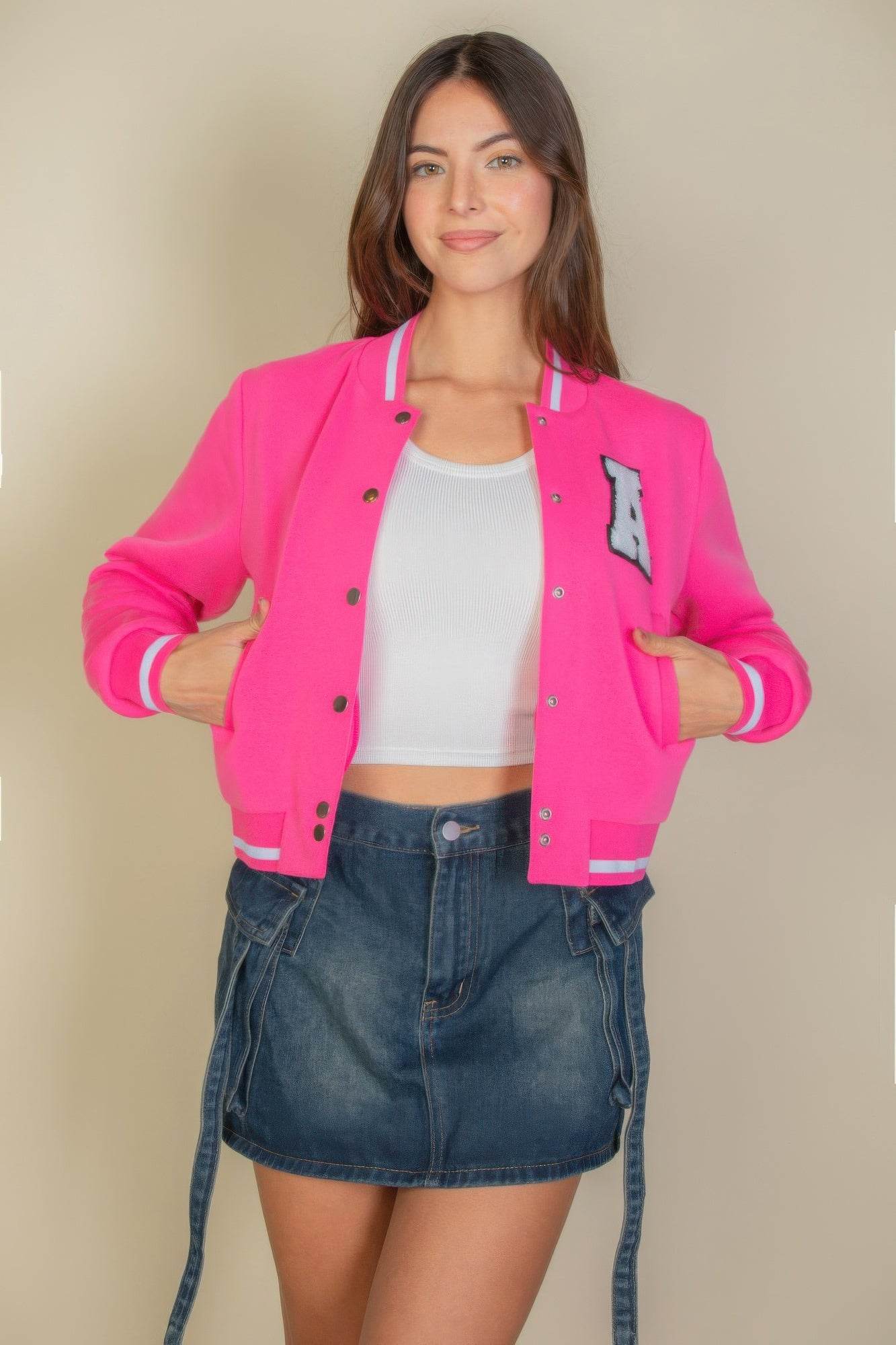 Ezwear Letter Patched Crop Varsity Jacket - us.meeeshop