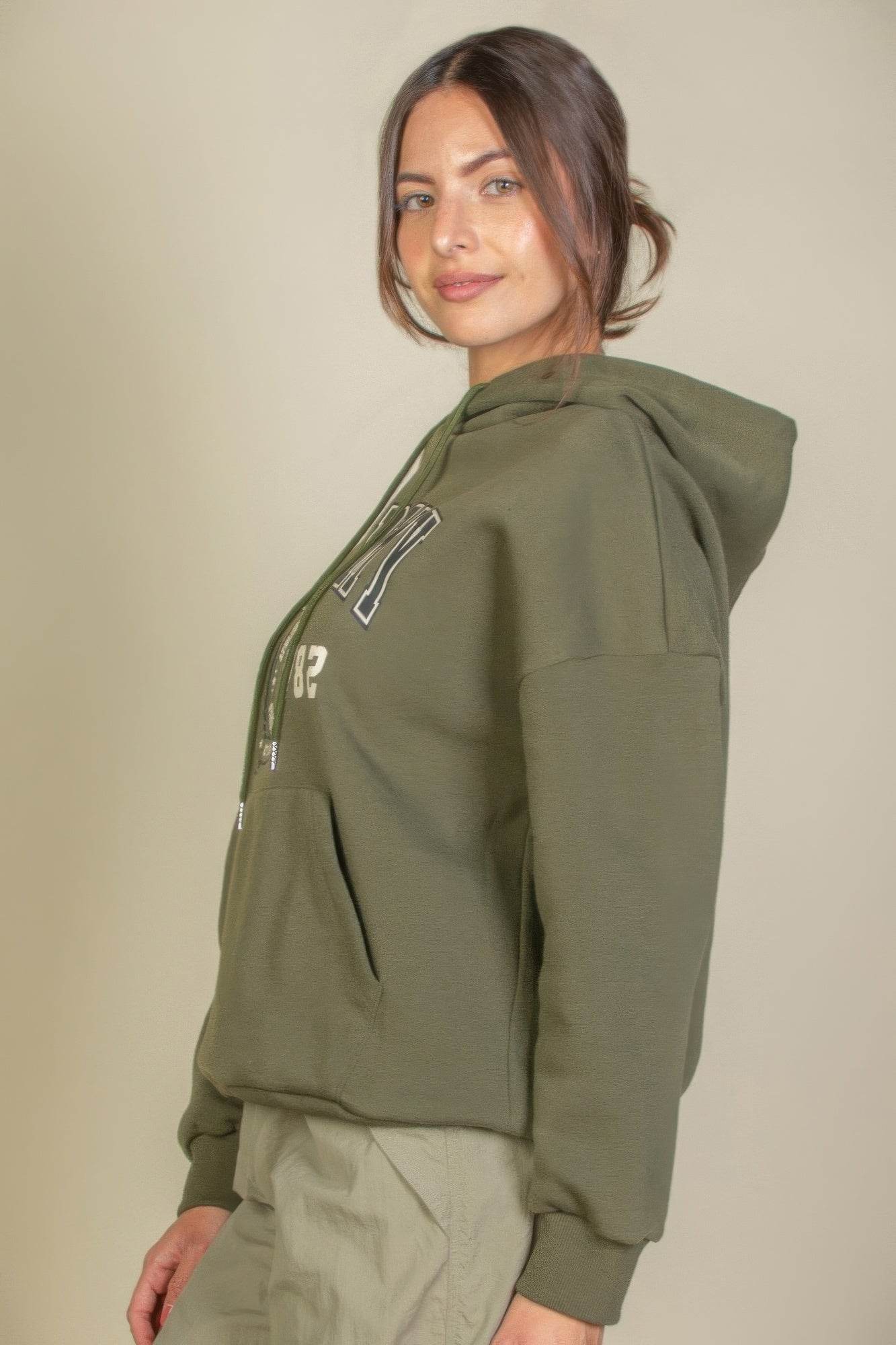 Graphic Kangaroo Pocket Drawstring Hoodie - us.meeeshop