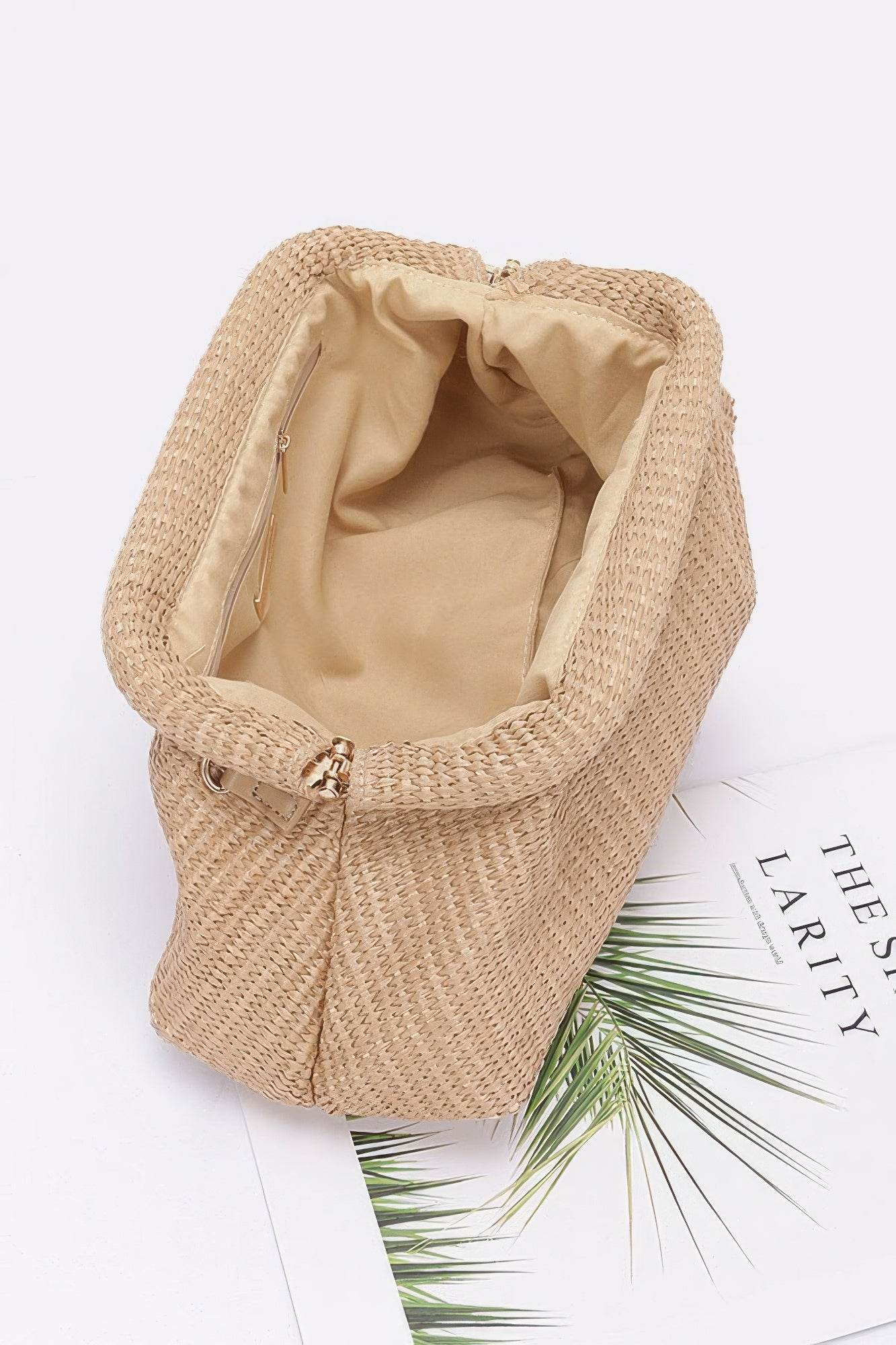 Faux Straw Clutch Bag - us.meeeshop