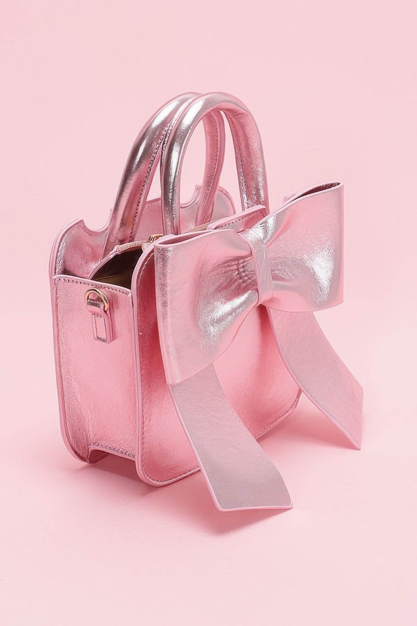 Metallic Bow Front Top Handle Clutch - us.meeeshop