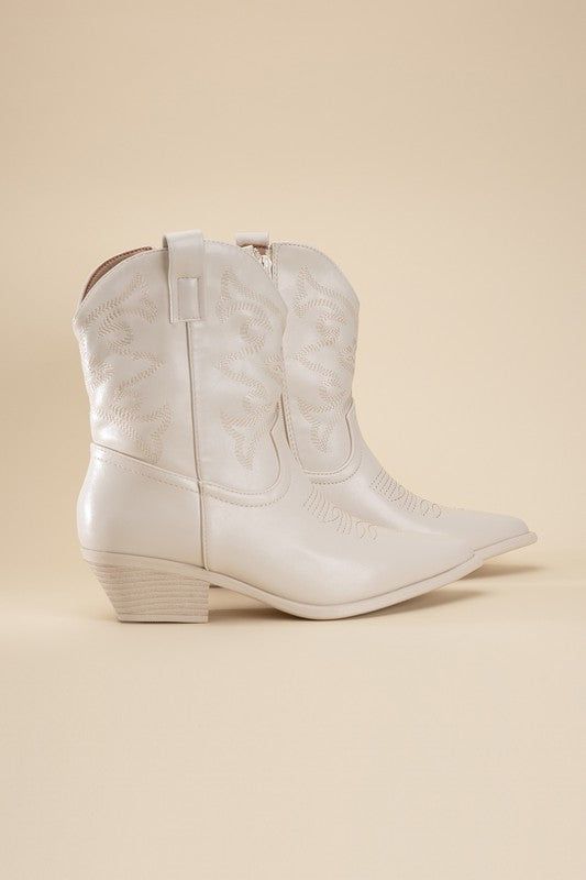 Willa-1 Western Booties - us.meeeshop