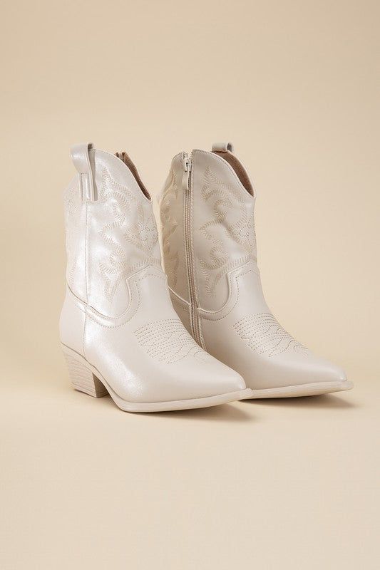 Willa-1 Western Booties - us.meeeshop