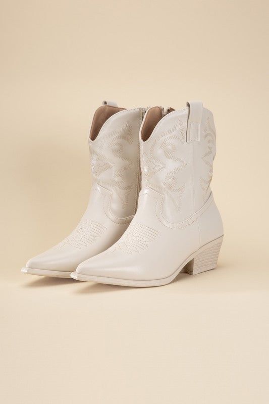 Willa-1 Western Booties - us.meeeshop