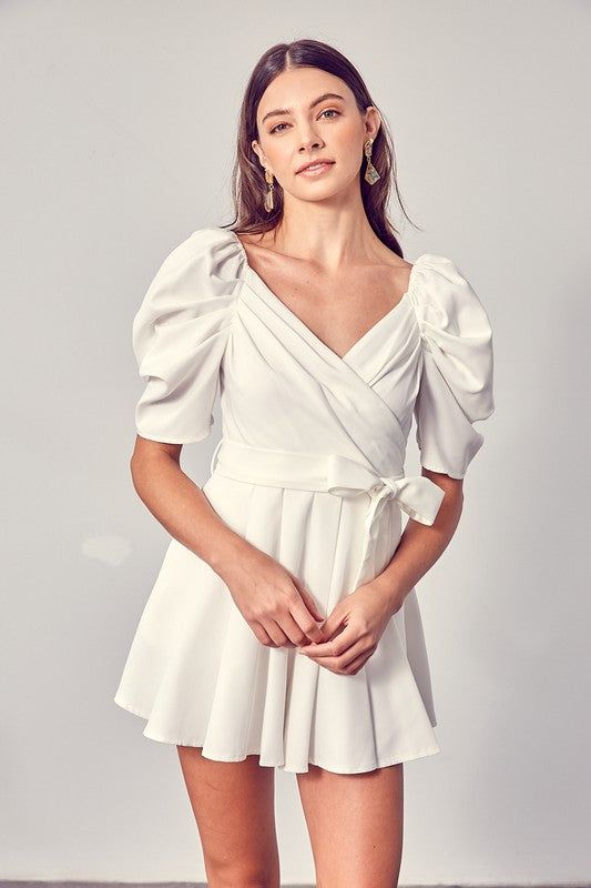 Wrap Front Side Tie Romper In Off White us.meeeshop - 