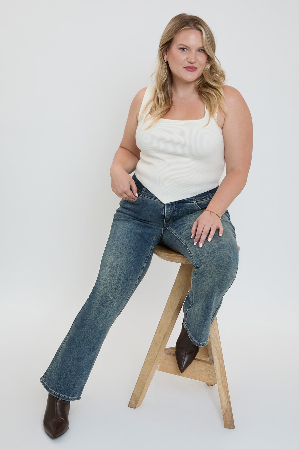 Women's plus 3-button Premium Stretch Bootcut Jeans