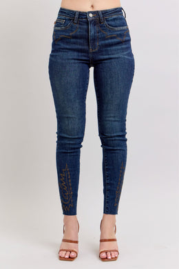 Judy Blue | Embroidered High Rise Skinny Jeans Plus Size