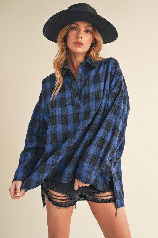 Aemi + Co Side Slit High-Low Plaid Long Sleeve Polo Shirt - us.meeeshop