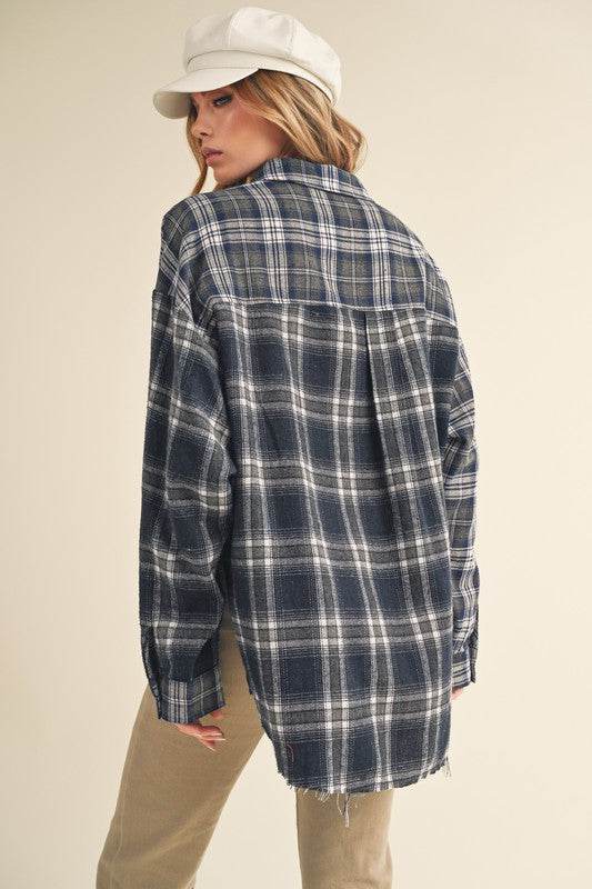 Aemi + Co Frayed Hem Plaid Button Up Flannel Shirt in Dark Navy - us.meeeshop