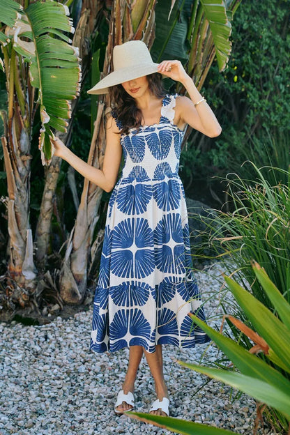 abstract print smocked So Me Abstract Print Smocked Bodice Tiered Lined Midi Dress view 13 (dress) - shop at us.meeeshop
