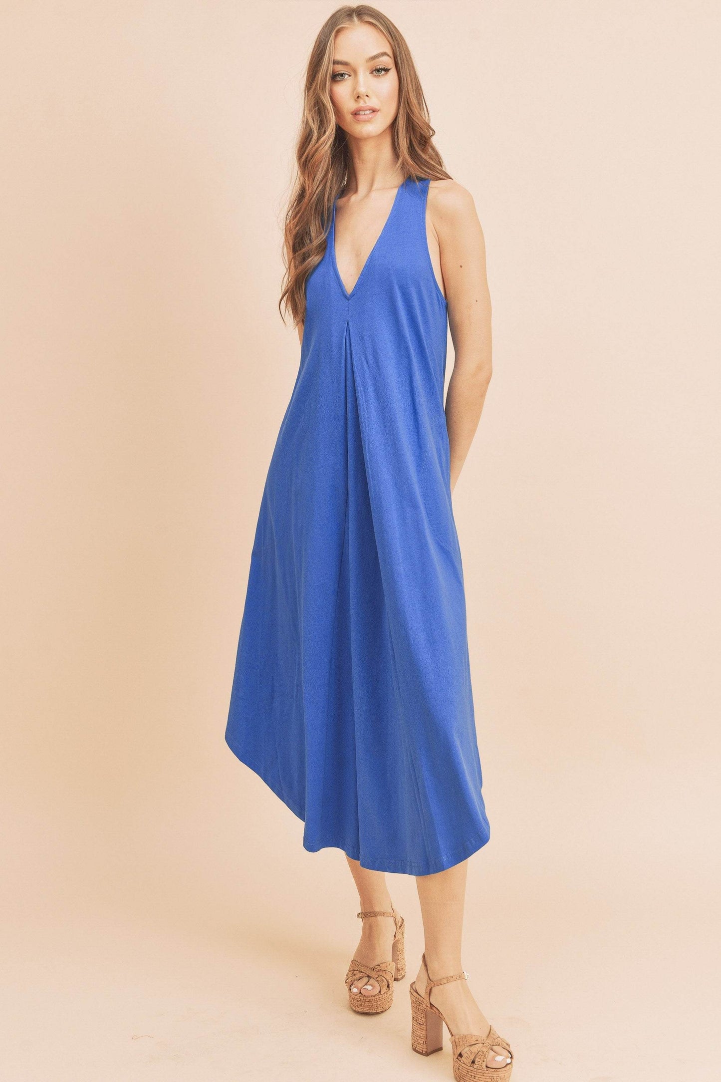 Aemi + Co Front Pleat Detail V-Neck Sleeveless Midi Dress in Royal Blue - us.meeeshop