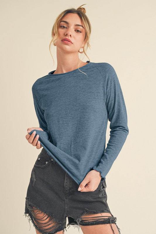 Aemi + Co Lettuce Hemline Round Neck Raglan Sleeve T-Shirt in French Blue in French Blue - us.meeeshop