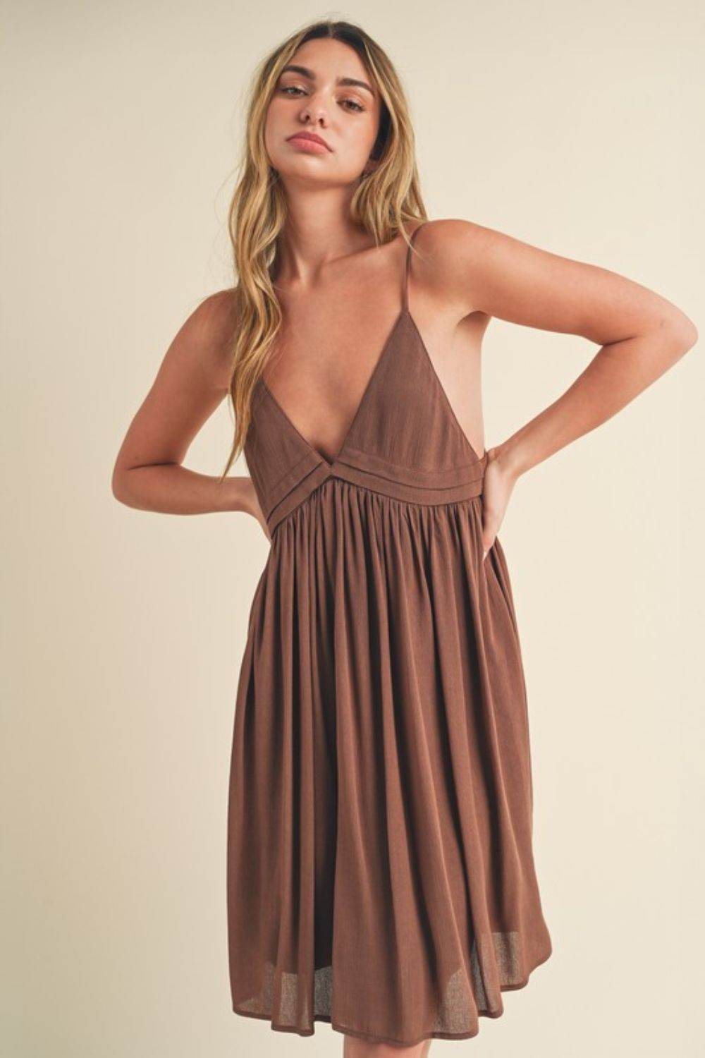 Aemi + Co Ruched Plunge Mini Cami Dress in Brown - us.meeeshop