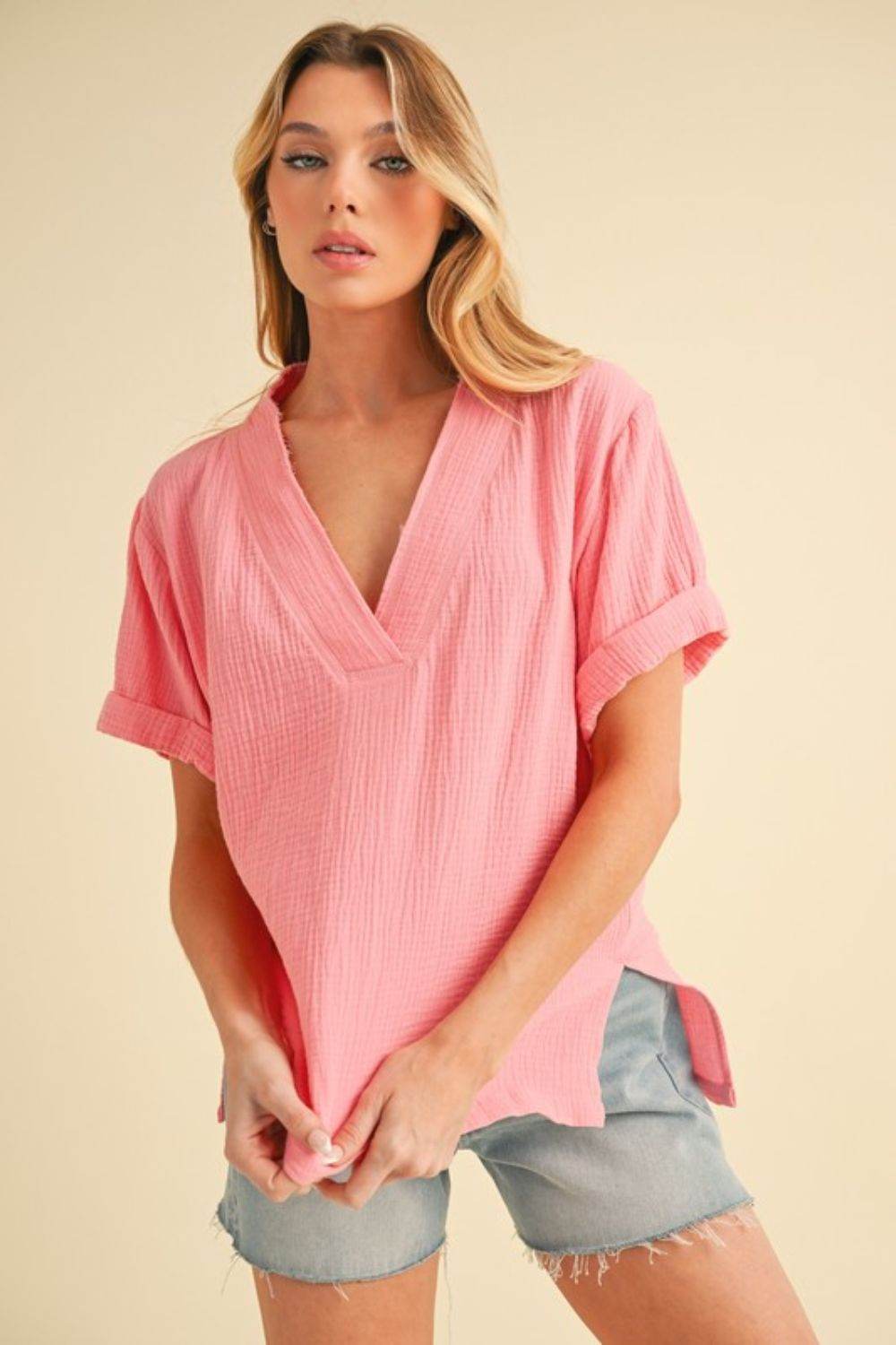 Aemi + Co Side Slit V-Neck Short Sleeve Blouse in Pink - us.meeeshop