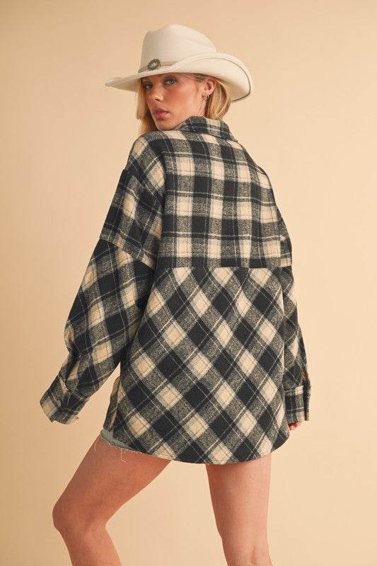 Aemi + Co Slit Plaid Half Zip Drop Shoulder Top in Black - us.meeeshop