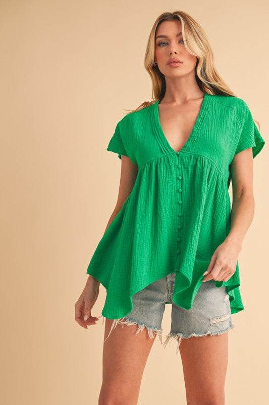 Aemi + Co Tuck Detail V-Neck Short Sleeve Blouse - us.meeeshop