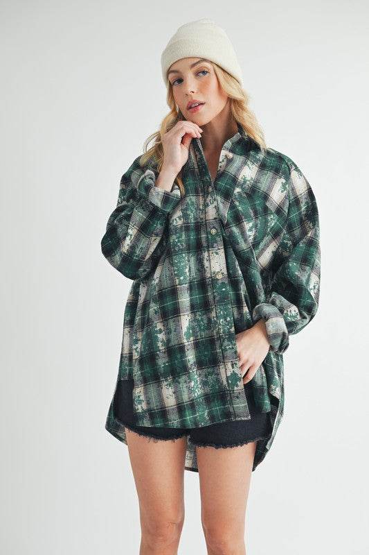 Aemi + Co Washed Plaid Button Up Raglan Sleeve Flannel Shirt in Dark Green - us.meeeshop