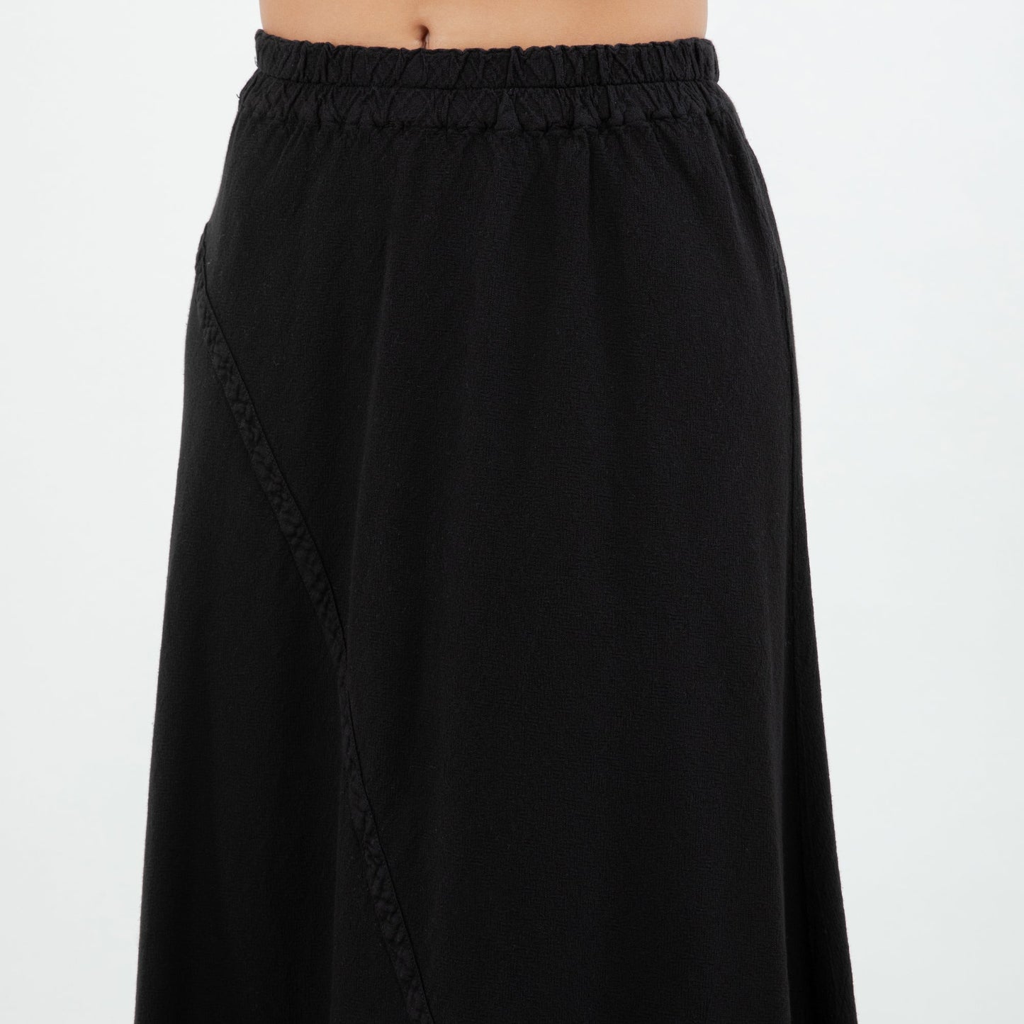 Ally - Your "go To" Resort Style Skirt 100% Cotton Gauze in Black/ Size 3 view 4 - Summer Outfit Idea - Gauze Skirt