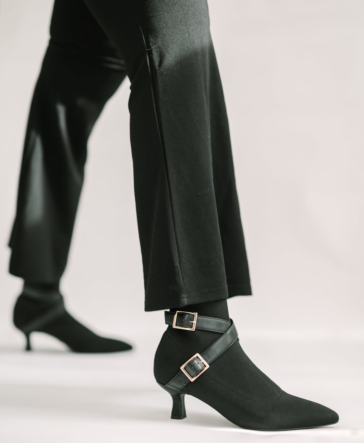 Alma Booties Black in 13 view 5 (shoe)