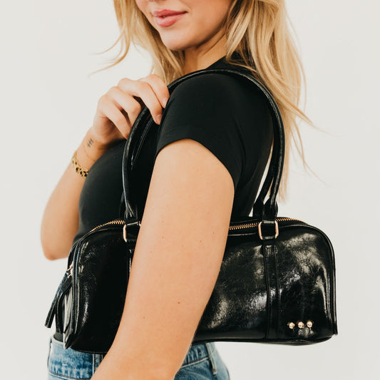 Arlys Barrel Shoulder Bag in Black