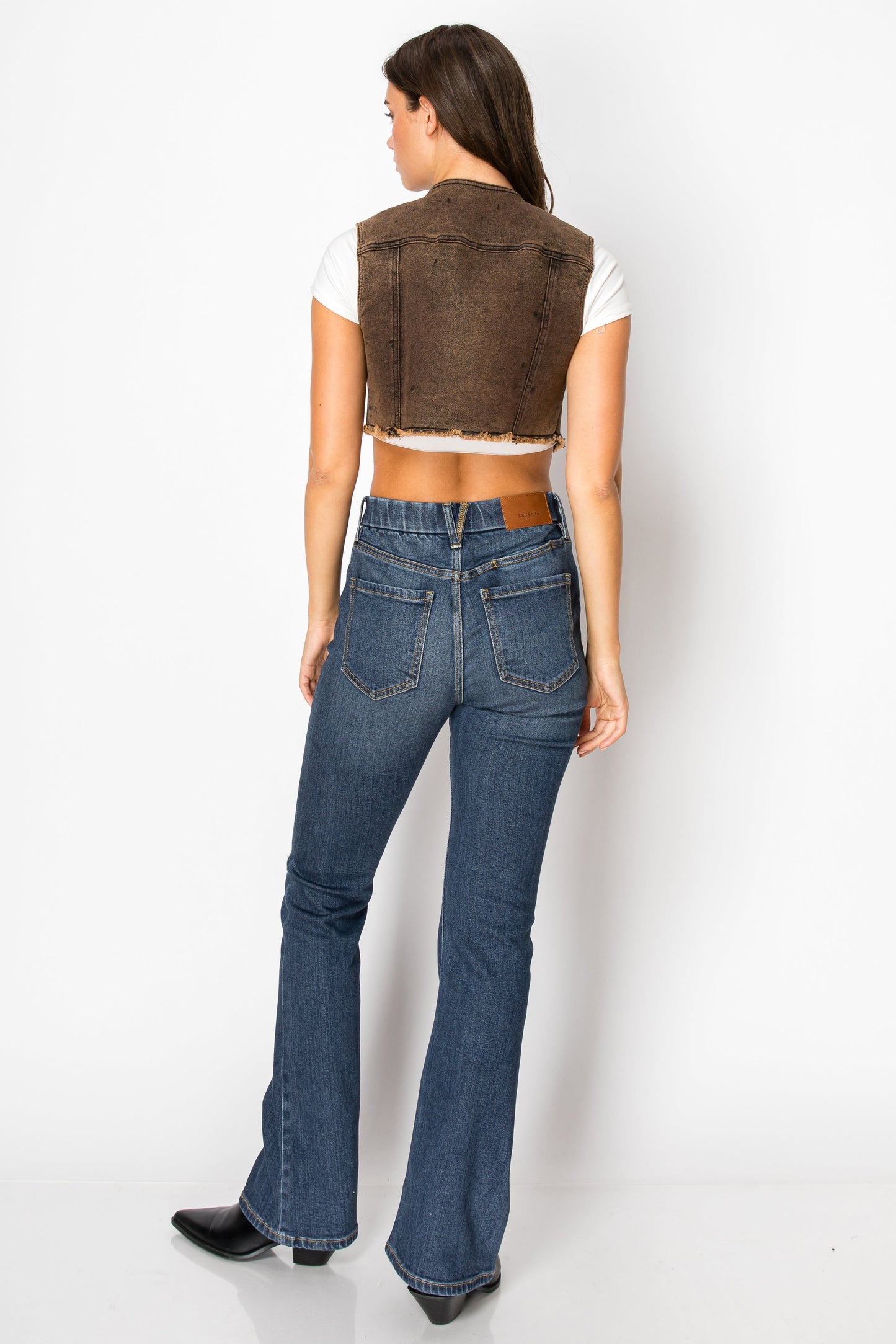 Artemis Vintage Beatrice Eco Zero Cotton High Rise Phone Pocket Bootcut Jeans in XL view 4 - High-Waisted (bottom)